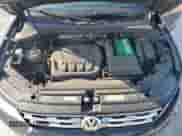 2021 Volkswagen Tiguan SE с VIN 3VV3B7AX6MM058484, выставлен на аукционе Copart как лот 80495865 с пробегом 87 694 миль миль и Списание • Salvage title. История ставок и продаж доступна на DreamBid. Изображение 12.