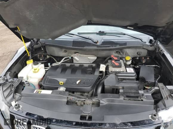 2015 Jeep Compass High Altitude z VIN 1C4NJDEB8FD117749, wystawiony jako Copart lot #71637085 z przebiegiem 60 318 mil mil oraz Szkoda całkowita • Salvage title. Historia ofert i sprzedaży dostępna na DreamBid. Obrazek 12.