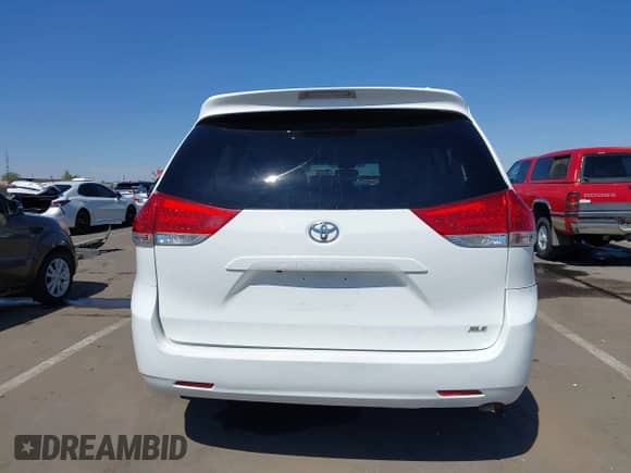 2013 Toyota Sienna XLE AAS with VIN 5TDYK3DC6DS381794, listed as a IAAI auction lot 41845507 with 160,290 mi miles and . Bid and sale history available at DreamBid. Image 16.