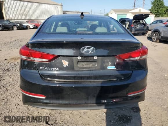 2017 Hyundai Elantra SE с VIN 5NPD84LF2HH116171, выставлен на аукционе Copart как лот 68124615 с пробегом 52 739 миль миль и Списание • Salvage title. История ставок и продаж доступна на DreamBid. Изображение 6.