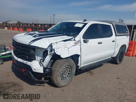 2022 Chevrolet Silverado 1500 Custom Trail Boss с VIN 3GCPDCEK7NG583197, выставлен на аукционе IAAI как лот 41932629 с пробегом 30 086 миль миль и . История ставок и продаж доступна на DreamBid. Изображение 18.