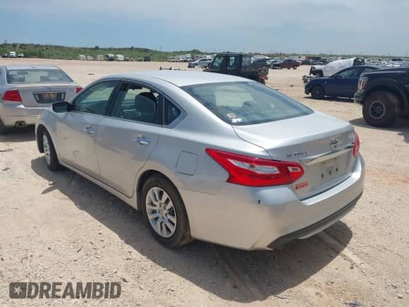 2016 Nissan Altima SV with VIN 1N4AL3AP9GC225279, listed as a IAAI auction lot 42532827 with 135,255 mi miles and . Bid and sale history available at DreamBid. Image 3.