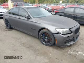 2013 BMW 7 Series 750i xDrive с VIN WBAYB6C50DD223674, выставлен на аукционе IAAI как лот 43391475 с пробегом 96 553 миль миль и . История ставок и продаж доступна на DreamBid. Изображение 1.