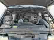 2004 Chevrolet S-10 LS z VIN 1GCDT13X74K118421, wystawiony jako Copart lot #60992535 z przebiegiem 150 399 mil mil oraz Czysty tytuł • Clean title. Historia ofert i sprzedaży dostępna na DreamBid. Obrazek 11.