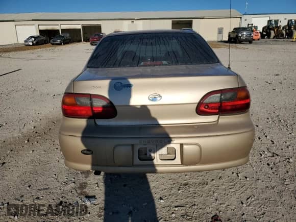 2004 Chevrolet Malibu Classic с VIN 1G1ND52F54M662723, выставлен на аукционе Copart как лот 87034654 с пробегом 156 589 миль миль и Списание • Salvage title. История ставок и продаж доступна на DreamBid. Изображение 6.