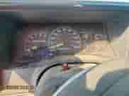 1999 Chevrolet Silverado 3500 с VIN 1GCGC33RXXF058867, выставлен на аукционе Copart как лот 84371105 с пробегом 184 118 миль миль и Списание • Salvage title. История ставок и продаж доступна на DreamBid. Изображение 9.