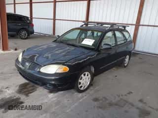 2000 Hyundai Elantra с VIN KMHJW35F0YU179853, выставлен на аукционе IAAI как лот 43134637 с пробегом 169 485 миль миль и . История ставок и продаж доступна на DreamBid. Изображение 2.