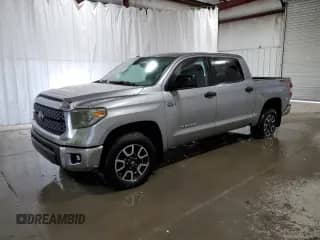 2018 Toyota Tundra SR5 z VIN 5TFDY5F11JX738194, wystawiony jako Copart lot #85914325 z przebiegiem 54 374 mil mil oraz Czysty tytuł • Clean title. Historia ofert i sprzedaży dostępna na DreamBid. Obrazek 1.