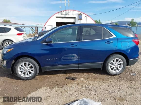 2020 Chevrolet Equinox LT с VIN 2GNAXUEV2L6113074, выставлен на аукционе IAAI как лот 42822692 с пробегом 13 728 миль миль и . История ставок и продаж доступна на DreamBid. Изображение 14.
