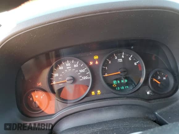 2009 Jeep Compass Sport с VIN 1J4FF47B19D200747, выставлен на аукционе Copart как лот 85378575 с пробегом 131 814 миль миль и На запчасти • Non repairable. История ставок и продаж доступна на DreamBid. Изображение 9.