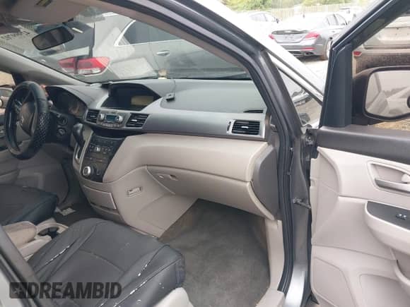 2011 Honda Odyssey LX with VIN 5FNRL5H21BB065204, listed as a IAAI auction lot 42999702 with 202,910 mi miles and . Bid and sale history available at DreamBid. Image 5.