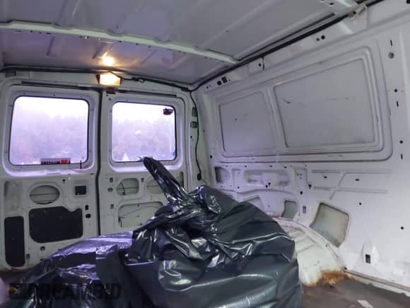 2007 Ford Econoline Cargo Commercial with VIN 1FTNE24W37DA32932, listed as a IAAI auction lot 43448312 with 163,413 mi miles and . Bid and sale history available at DreamBid. Image 8.