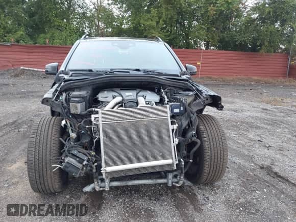 2017 Mercedes-Benz GLS 63 AMG z VIN 4JGDF7FE8HA980199, wystawiony jako IAAI lot #43269744 z przebiegiem 68 350 mil mil oraz . Historia ofert i sprzedaży dostępna na DreamBid. Obrazek 6.