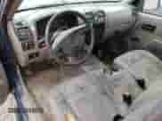 2005 Chevrolet Colorado с VIN 1GCDT148658166210, выставлен на аукционе Copart как лот 68934494 с пробегом Не указан миль и На запчасти • Non repairable. История ставок и продаж доступна на DreamBid. Изображение 8.