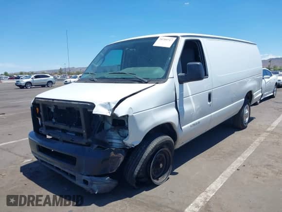 2010 Ford Econoline Cargo Commercial z VIN 1FTNS1EW8ADA52067, wystawiony jako IAAI lot #39759717 z przebiegiem 90 506 mil mil oraz . Historia ofert i sprzedaży dostępna na DreamBid. Obrazek 2.