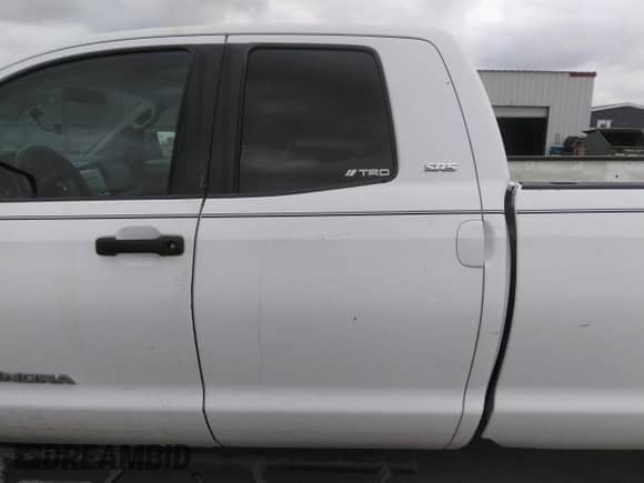 2007 Toyota Tundra SR5 z VIN 5TFST54127X001992, wystawiony jako IAAI lot #41510922 z przebiegiem 186 412 mil mil oraz . Historia ofert i sprzedaży dostępna na DreamBid. Obrazek 14.