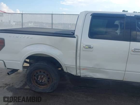 2011 Ford F-150 Lariat with VIN 1FTFW1E64BFA55840, listed as a IAAI auction lot 43361471 with 75,335 mi miles and . Bid and sale history available at DreamBid. Image 6.