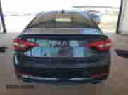 2017 Hyundai Sonata Limited z VIN 5NPE34AF9HH510918, wystawiony jako Copart lot #81723135 z przebiegiem 78 825 mil mil oraz Szkoda całkowita • Salvage title. Historia ofert i sprzedaży dostępna na DreamBid. Obrazek 6.