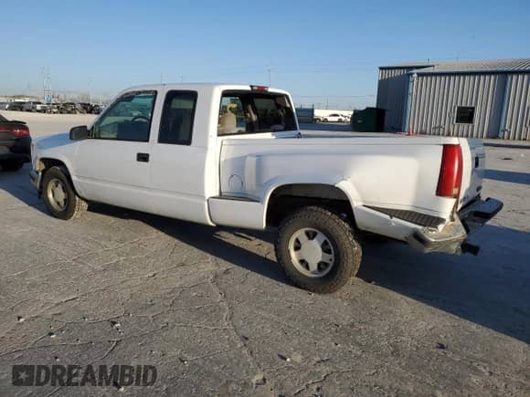 1997 GMC Sierra 1500 z VIN 2GTEC19R2V1564426, wystawiony jako Copart lot #47794895 z przebiegiem 183 142 mil mil oraz Szkoda całkowita • Salvage title. Historia ofert i sprzedaży dostępna na DreamBid. Obrazek 2.
