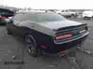 2016 Dodge Challenger SXT Plus z VIN 2C3CDZAG6GH120624, wystawiony jako IAAI lot #43501177 z przebiegiem 124 424 mil mil oraz . Historia ofert i sprzedaży dostępna na DreamBid. Obrazek 3.