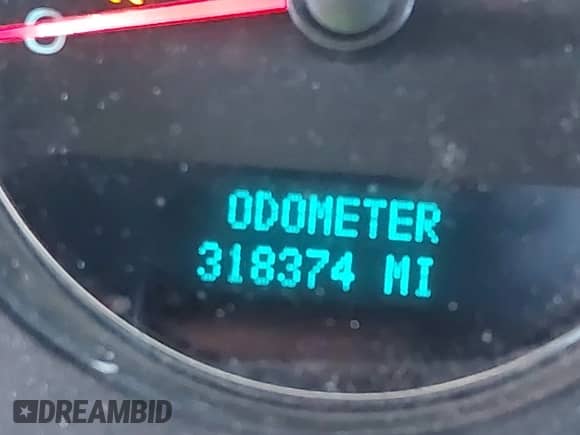 2008 Chevrolet Suburban 3LT z VIN 1GNFK16368J138876, wystawiony jako IAAI lot #42039588 z przebiegiem 318 374 mil mil oraz . Historia ofert i sprzedaży dostępna na DreamBid. Obrazek 7.