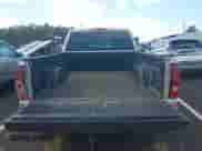 2005 Chevrolet Silverado 1500 LS z VIN 2GCEC19V751152385, wystawiony jako IAAI lot #43360918 z przebiegiem 158 152 mil mil oraz . Historia ofert i sprzedaży dostępna na DreamBid. Obrazek 17.