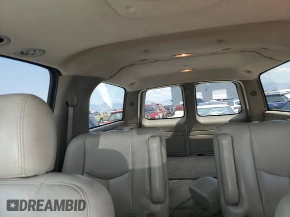 2004 Chevrolet Suburban Z71 z VIN 3GNFK16Z64G192680, wystawiony jako Copart lot #61757455 z przebiegiem 257 517 mil mil oraz Szkoda całkowita • Salvage title. Historia ofert i sprzedaży dostępna na DreamBid. Obrazek 10.