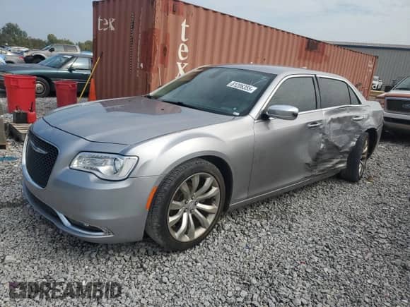 2018 Chrysler 300 Limited with VIN 2C3CCAEG6JH193840, listed as a Copart auction lot 81206355 with 152,640 mi miles and Salvage title. Bid and sale history available at DreamBid. Image 1.