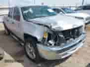 2013 Chevrolet Silverado 1500 LS z VIN 3GCPCREA0DG271797, wystawiony jako IAAI lot #41895015 z przebiegiem 174 940 mil mil oraz . Historia ofert i sprzedaży dostępna na DreamBid. Obrazek 1.