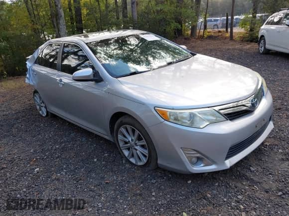 2013 Toyota Camry LE z VIN 4T4BF1FK9DR309634, wystawiony jako IAAI lot #43417658 z przebiegiem 147 878 mil mil oraz . Historia ofert i sprzedaży dostępna na DreamBid. Obrazek 1.