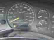 2000 Chevrolet Silverado 1500 LS z VIN 2GCEC19V0Y1193722, wystawiony jako IAAI lot #42232746 z przebiegiem Nie podano mil oraz . Historia ofert i sprzedaży dostępna na DreamBid. Obrazek 15.