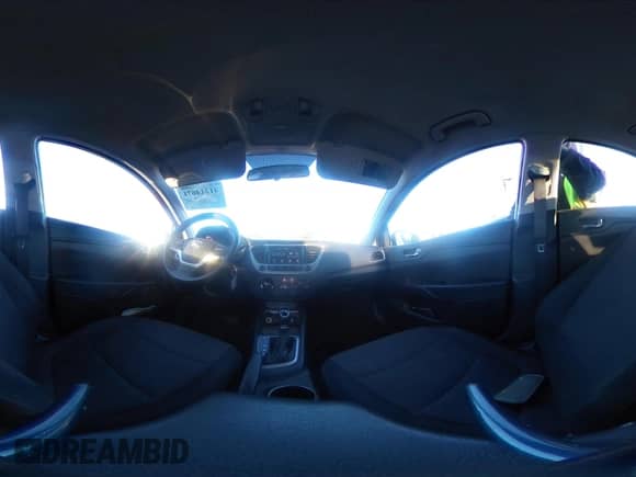 2019 Hyundai Accent SE с VIN 3KPC24A3XKE066833, выставлен на аукционе IAAI как лот 41214671 с пробегом 48 134 миль миль и . История ставок и продаж доступна на DreamBid. Изображение 19.