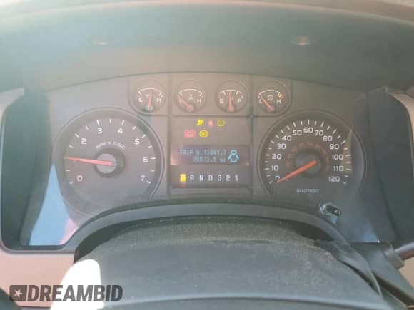 2009 Ford F-150 STX с VIN 1FTRX14819FB19565, выставлен на аукционе Copart как лот 86715045 с пробегом 70 573 миль миль и Списание • Salvage title. История ставок и продаж доступна на DreamBid. Изображение 9.