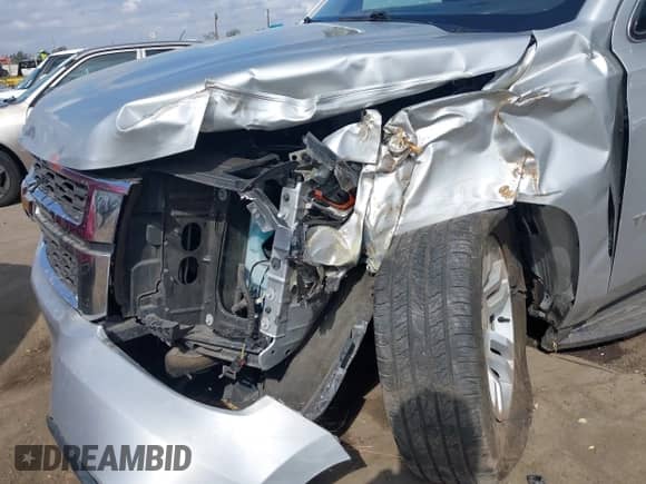 2019 Chevrolet Tahoe LT с VIN 1GNSCBKC2KR161202, выставлен на аукционе IAAI как лот 43248157 с пробегом 93 477 миль миль и . История ставок и продаж доступна на DreamBid. Изображение 6.