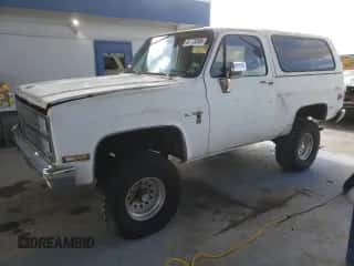 1982 Chevrolet Blazer с VIN 1G8EK18C5CF119968, выставлен на аукционе Copart как лот 83773345 с пробегом 10 071 миль миль и Чистый • Clean title. История ставок и продаж доступна на DreamBid. Изображение 1.