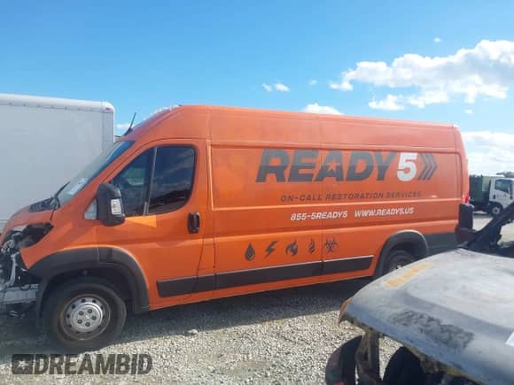 2023 Ram ProMaster Cargo with VIN 3C6MRVJG9PE593494, listed as a IAAI auction lot 43404219 with 82,349 mi miles and . Bid and sale history available at DreamBid. Image 14.