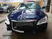 2013 Chrysler 200 Touring z VIN 1C3CCBBB1DN543286, wystawiony jako Copart lot #48379045 z przebiegiem 137 427 mil mil oraz Czysty tytuł • Clean title. Historia ofert i sprzedaży dostępna na DreamBid. Obrazek 5.