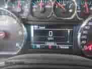 2015 Chevrolet Suburban LT z VIN 1GNSCJKC3FR598528, wystawiony jako IAAI lot #42572084 z przebiegiem 135 002 mil mil oraz . Historia ofert i sprzedaży dostępna na DreamBid. Obrazek 7.