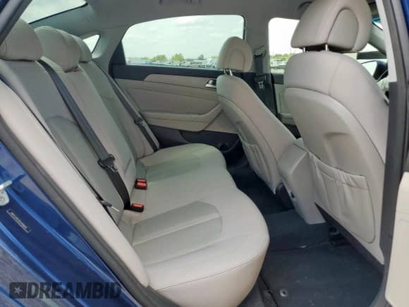 2015 Hyundai Sonata SE с VIN 5NPE24AF4FH195834, выставлен на аукционе Copart как лот 71649385 с пробегом 118 833 миль миль и Списание • Salvage title. История ставок и продаж доступна на DreamBid. Изображение 10.