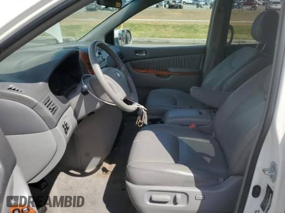 2009 Toyota Sienna XLE с VIN 5TDBK22C79S025302, выставлен на аукционе Copart как лот 69975285 с пробегом 145 027 миль миль и Списание • Salvage title. История ставок и продаж доступна на DreamBid. Изображение 7.