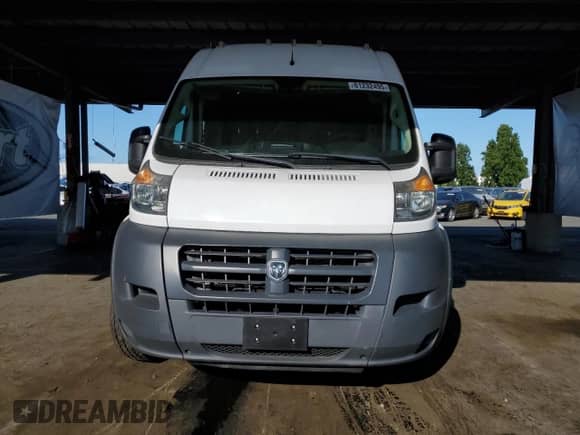 2018 Ram ProMaster Cargo с VIN 3C6TRVDG5JE136972, выставлен на аукционе Copart как лот 61232495 с пробегом 63 293 миль миль и Списание • Salvage title. История ставок и продаж доступна на DreamBid. Изображение 5.