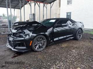 2023 Chevrolet Camaro ZL1 z VIN 1G1FK3D66P0157040, wystawiony jako IAAI lot #43274314 z przebiegiem 34 227 mil mil oraz . Historia ofert i sprzedaży dostępna na DreamBid. Obrazek 2.