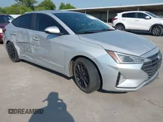 2019 Hyundai Elantra SEL z VIN KMHD84LF1KU866430, wystawiony jako IAAI lot #42922783 z przebiegiem 134 510 mil mil oraz . Historia ofert i sprzedaży dostępna na DreamBid. Obrazek 1.