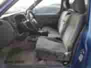 1999 Nissan Frontier XE z VIN 1N6DD26S2XC337625, wystawiony jako Copart lot #45607125 z przebiegiem 312 502 mil mil oraz Nie do naprawy • Non repairable. Historia ofert i sprzedaży dostępna na DreamBid. Obrazek 7.