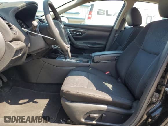 2016 Nissan Altima SV z VIN 1N4AL3AP4GC230857, wystawiony jako Copart lot #68696485 z przebiegiem 88 520 mil mil oraz Nie do naprawy • Non repairable. Historia ofert i sprzedaży dostępna na DreamBid. Obrazek 7.