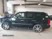 2011 Cadillac Escalade Premium с VIN 1GYS4CEF7BR163765, выставлен на аукционе IAAI как лот 43037236 с пробегом 223 335 миль миль и . История ставок и продаж доступна на DreamBid. Изображение 14.