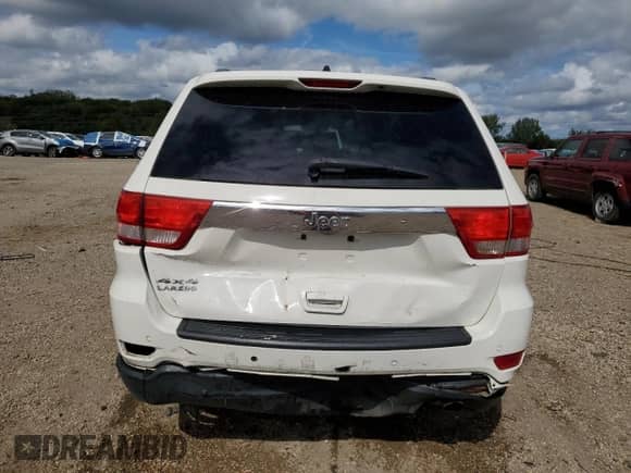 2011 Jeep Grand Cherokee Laredo с VIN 1J4RR4GG5BC736337, выставлен на аукционе Copart как лот 81025985 с пробегом 115 553 миль миль и Списание • Salvage title. История ставок и продаж доступна на DreamBid. Изображение 6.