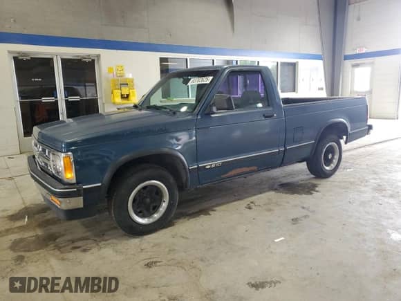 1993 Chevrolet S-10 X96 with VIN 1GCCS14R4P8160965, listed as a Copart auction lot 63702625 with 207,286 mi miles and Salvage title. Bid and sale history available at DreamBid. Image 1.