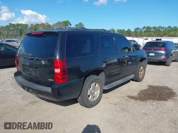2010 Chevrolet Tahoe LT с VIN 1GNMCBE34AR112554, выставлен на аукционе IAAI как лот 43456529 с пробегом 251 893 миль миль и . История ставок и продаж доступна на DreamBid. Изображение 4.