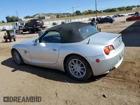 2003 BMW Z4 2.5i с VIN 4USBT33473LR62955, выставлен на аукционе Copart как лот 86801085 с пробегом 55 444 миль миль и Чистый • Clean title. История ставок и продаж доступна на DreamBid. Изображение 2.